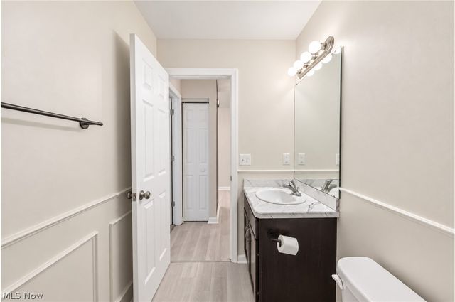 1393 Cross Cove, Austintown, OH 44515