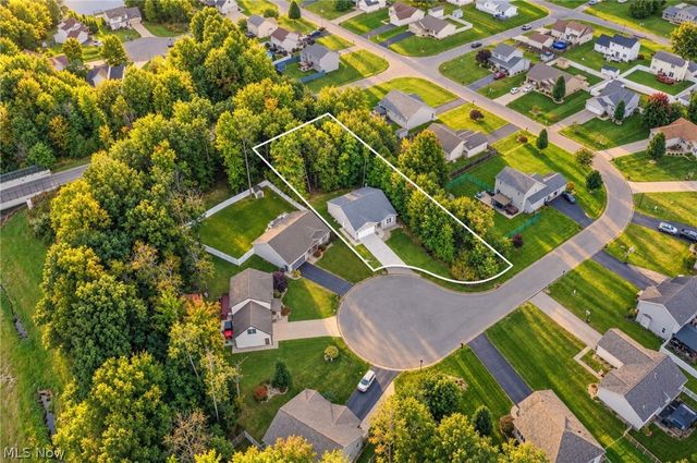 1393 Cross Cove, Austintown, OH 44515