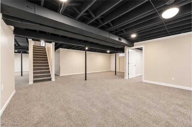 1393 Cross Cove, Austintown, OH 44515