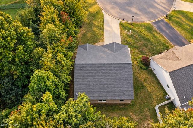 1393 Cross Cove, Austintown, OH 44515