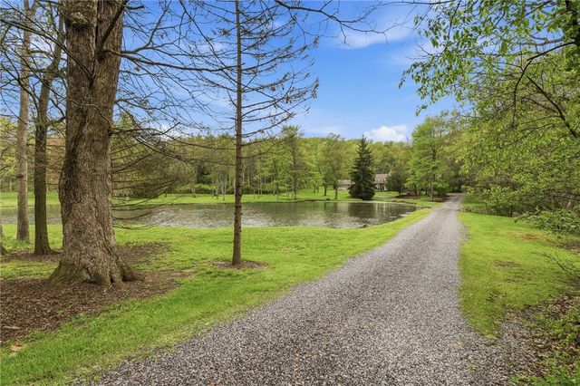 127 Spring Valley ROAD, Clinton Twp, PA 16059