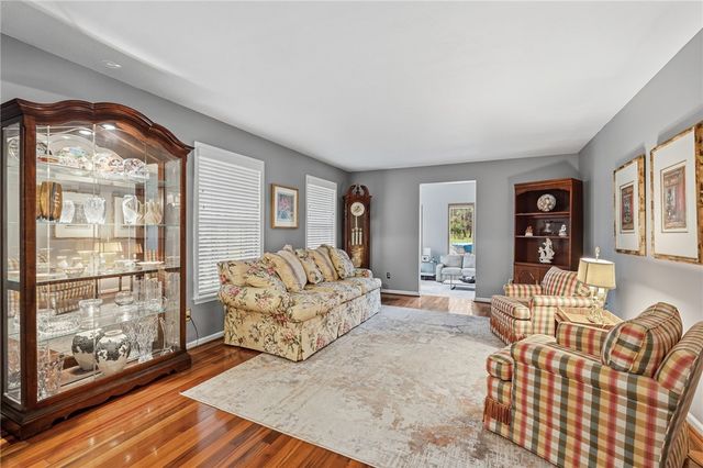 127 Spring Valley ROAD, Clinton Twp, PA 16059