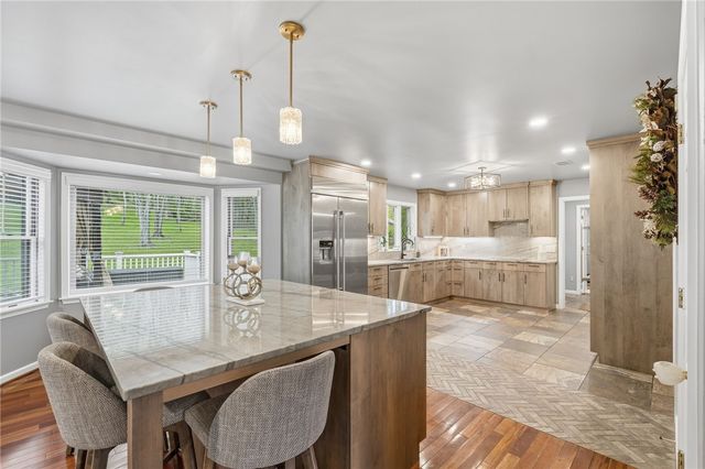 127 Spring Valley ROAD, Clinton Twp, PA 16059