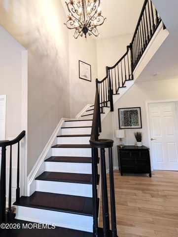 107 Whitlock Court, Manalapan, NJ 07726