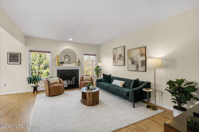 107 Whitlock Court, Manalapan, NJ 07726