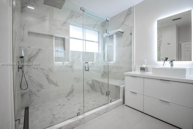 8325 NW 161st Terrace 8325, Miami Lakes, FL 33016