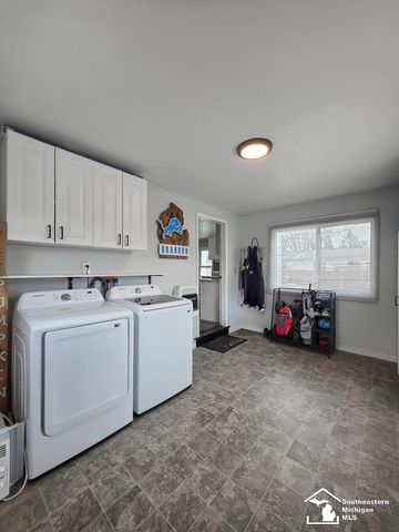 7100 Taylor Avenue, Bedford Twp, MI 48182