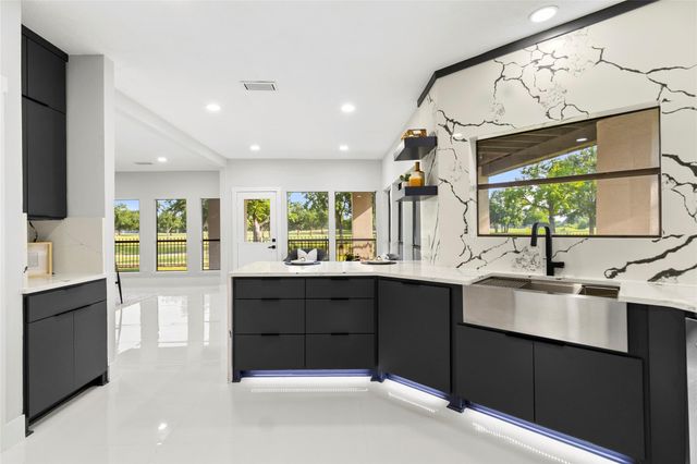 7827 Alamar Drive, Houston, TX 77095