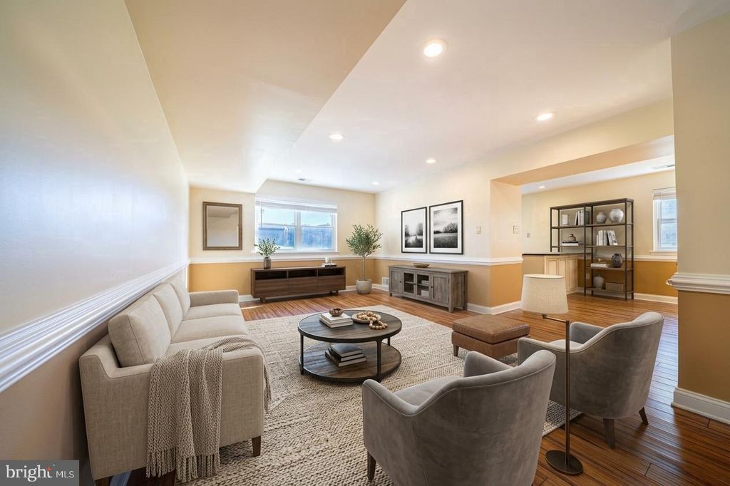 123 WINFIELD CT, FAIRLESS HILLS, PA 19030 — photo 2