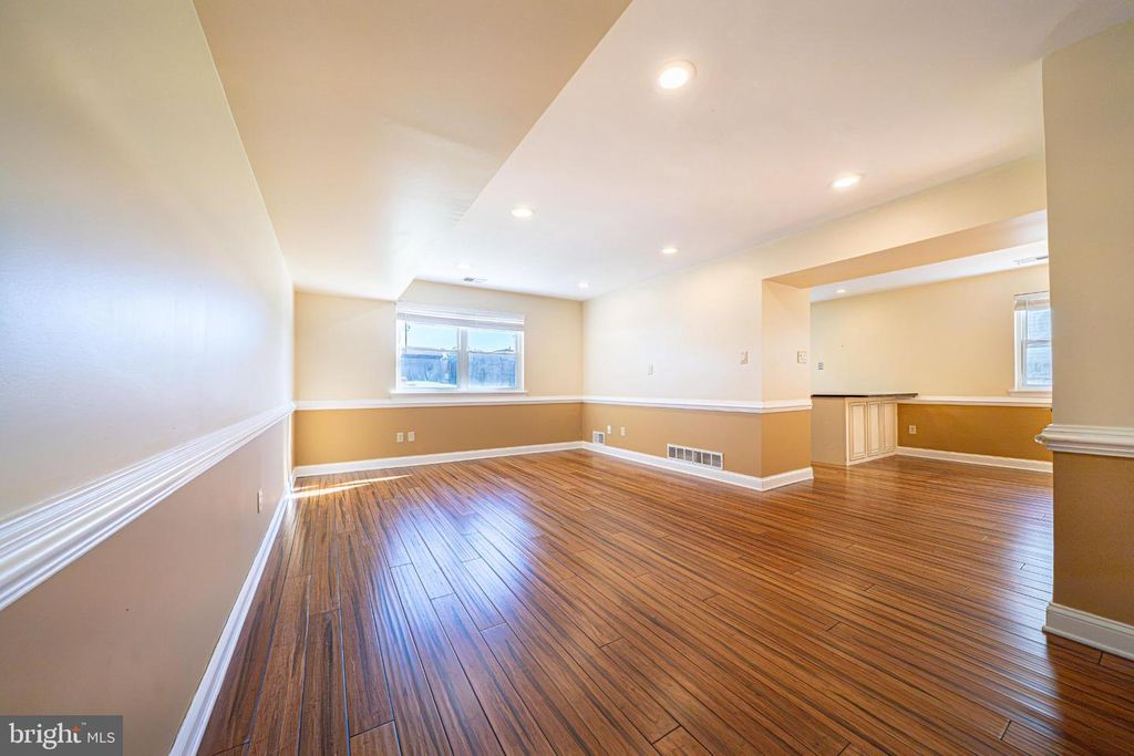 123 WINFIELD CT, FAIRLESS HILLS, PA 19030 — photo 3