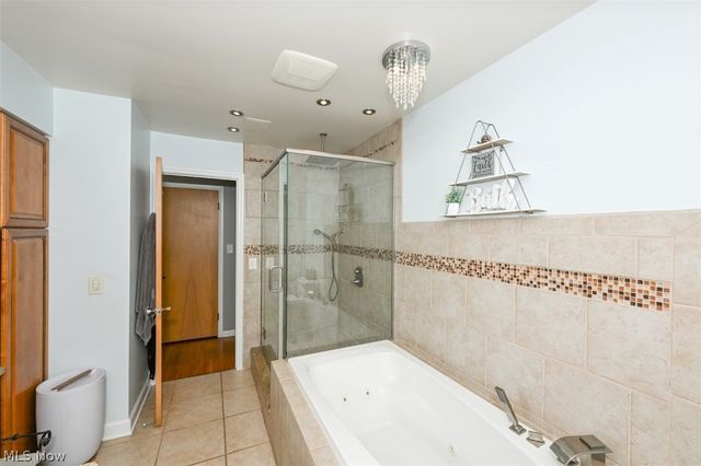 29163 Schwartz Rd Road, Westlake, OH 44145
