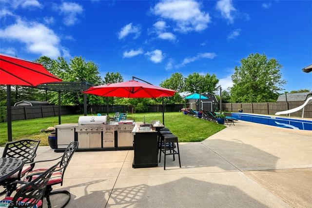 29163 Schwartz Rd Road, Westlake, OH 44145