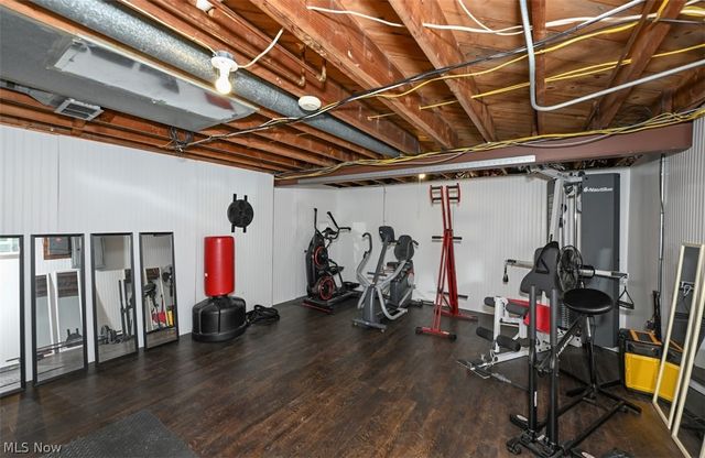 29163 Schwartz Rd Road, Westlake, OH 44145