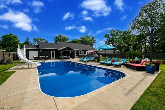 29163 Schwartz Rd Road, Westlake, OH 44145