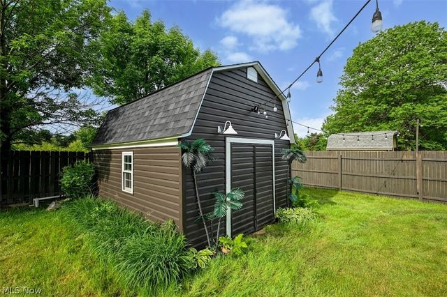 29163 Schwartz Rd Road, Westlake, OH 44145