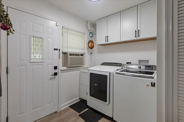 7506 S Ferdinand Avenue, Bridgeview, IL 60455