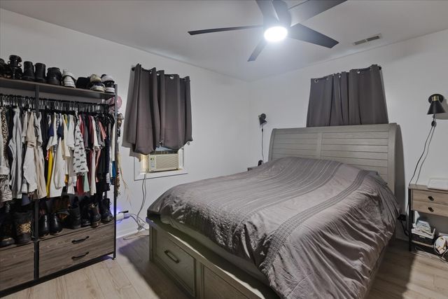 7506 S Ferdinand Avenue, Bridgeview, IL 60455