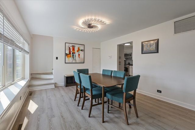 7506 S Ferdinand Avenue, Bridgeview, IL 60455