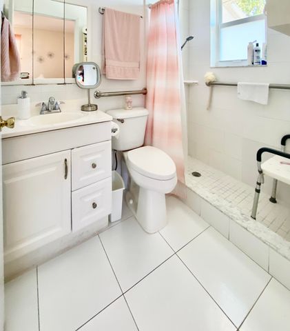 938 Sumter Road E E, West Palm Beach, FL 33415