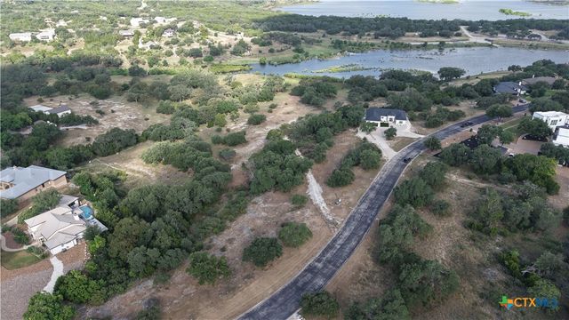 1205 Kings Cove Drive, Canyon Lake, TX 78133