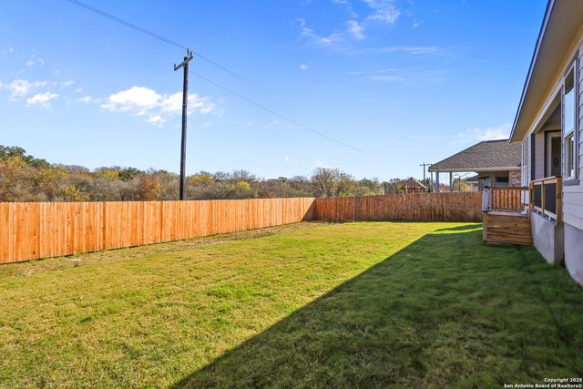 283 Jereth Crossing, Castroville, TX 78009