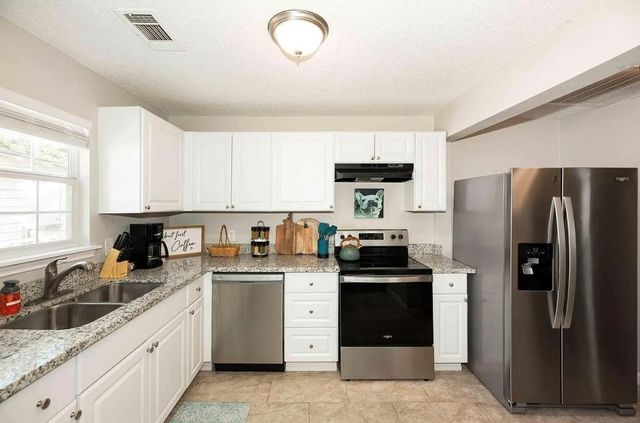 1407 E 35th Street, Houston, TX 77022