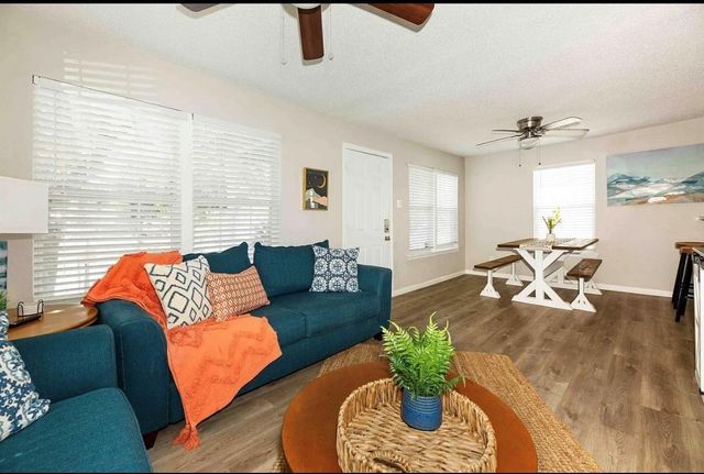 1407 E 35th Street, Houston, TX 77022