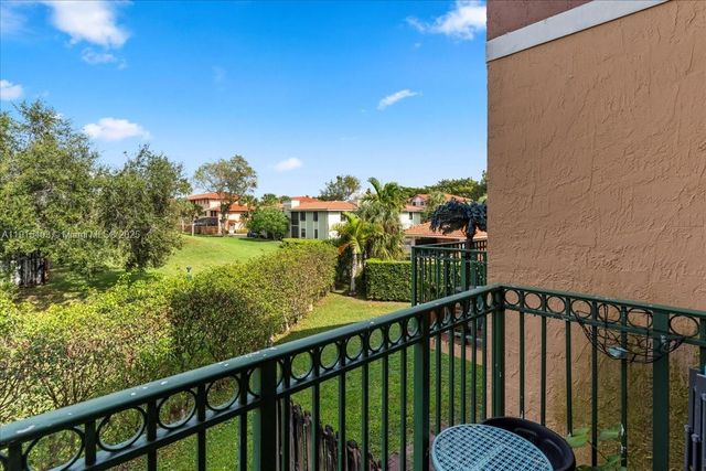 10014 Hammocks Blvd 204-4, Miami, FL 33196