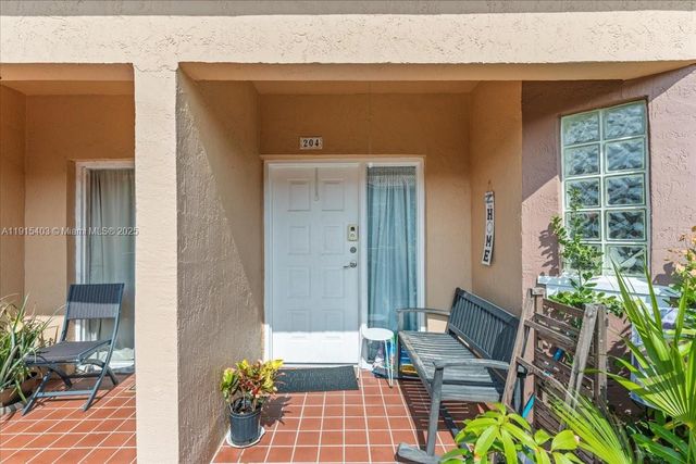 10014 Hammocks Blvd 204-4, Miami, FL 33196