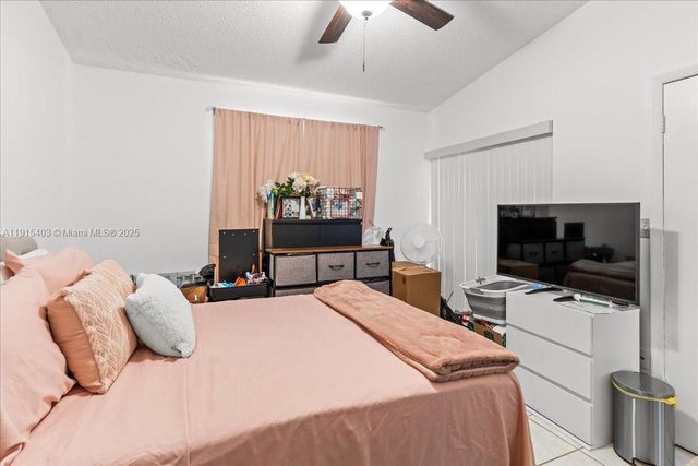 10014 Hammocks Blvd 204-4, Miami, FL 33196