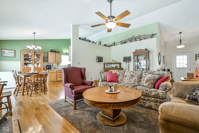 1347 Magnolia Drive, Greenfield, IN 46140