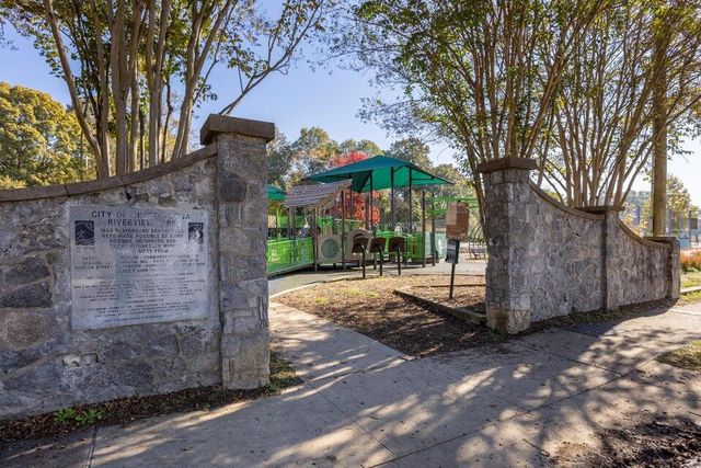 1031 Garnett Avenue, Chattanooga, TN 37405