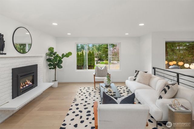 13307 NE 77th Street, Redmond, WA 98052