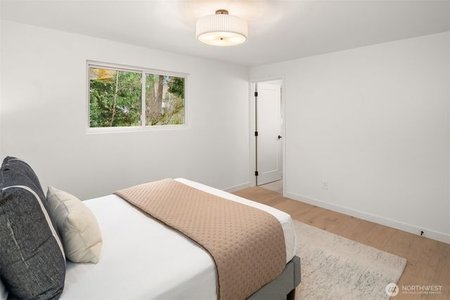 13307 NE 77th Street, Redmond, WA 98052