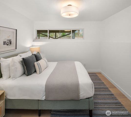 13307 NE 77th Street, Redmond, WA 98052