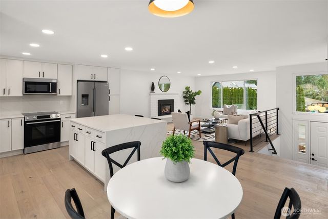 13307 NE 77th Street, Redmond, WA 98052