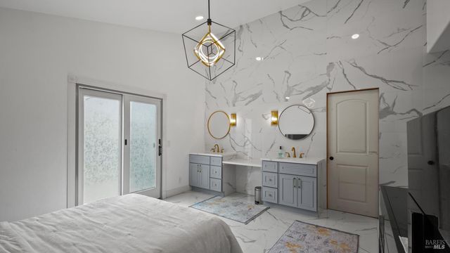 640 Elsa Dr, Santa Rosa, CA 95407