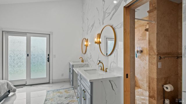 640 Elsa Dr, Santa Rosa, CA 95407