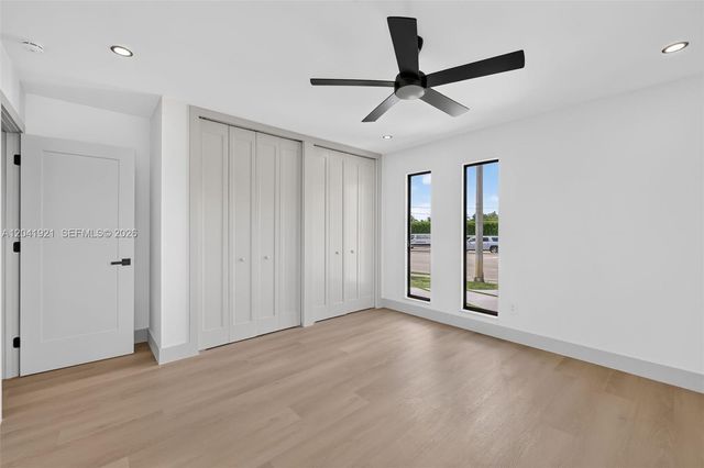 8430 SW 88th St, Miami, FL 33156