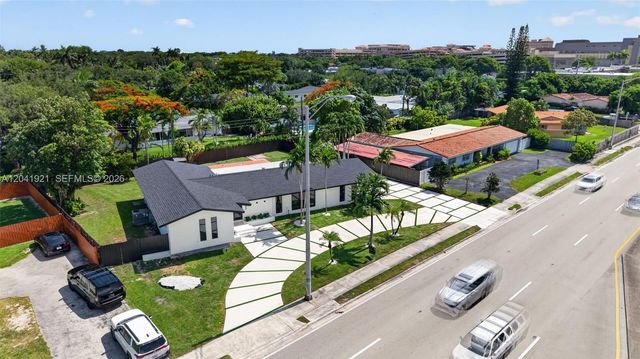 8430 SW 88th St, Miami, FL 33156