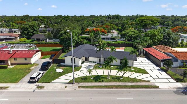 8430 SW 88th St, Miami, FL 33156