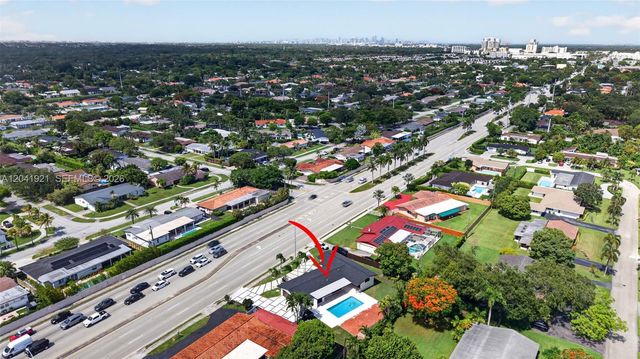 8430 SW 88th St, Miami, FL 33156