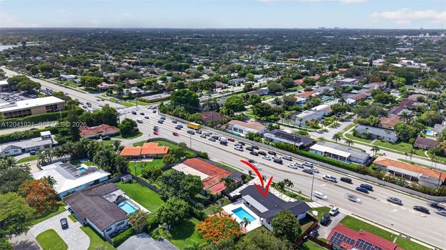 8430 SW 88th St, Miami, FL 33156