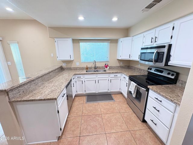 10249 N 12TH Place 2, Phoenix, AZ 85020