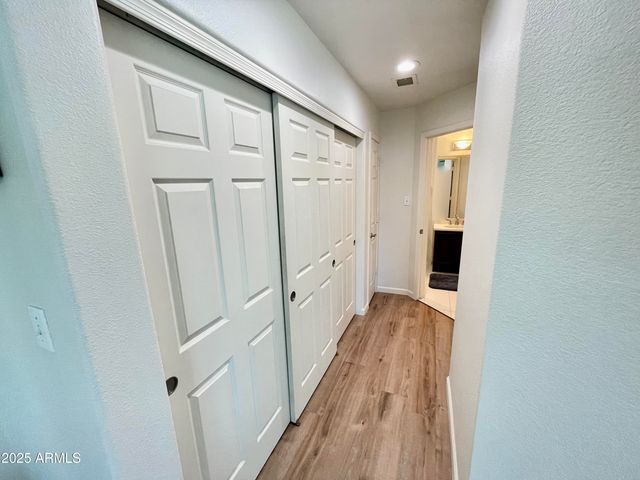 10249 N 12TH Place 2, Phoenix, AZ 85020