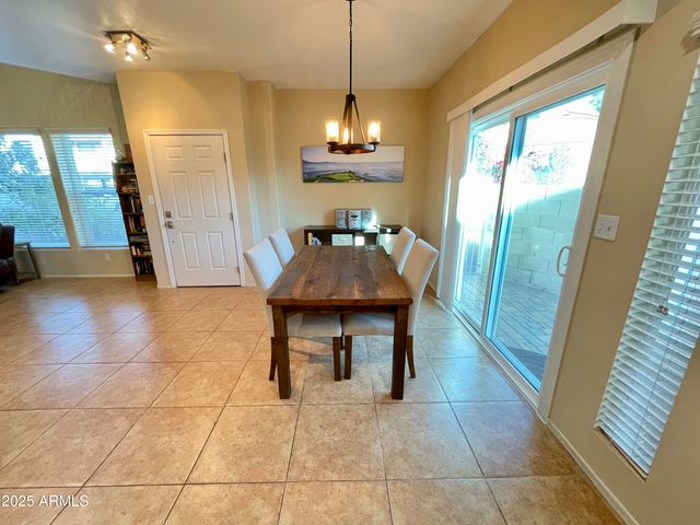 10249 N 12TH Place 2, Phoenix, AZ 85020