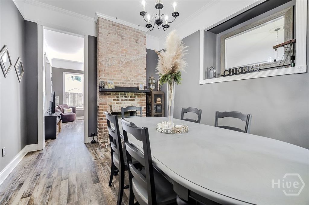 Image 13 of property listing at 522 Nicoll Street, Savannah, GA 31401