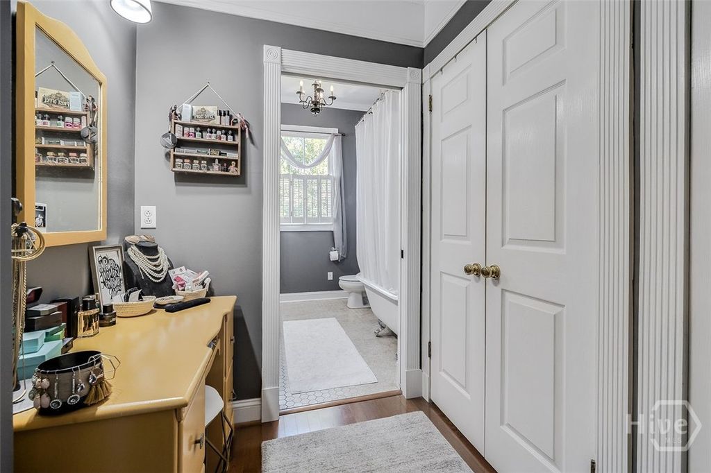 Image 26 of property listing at 522 Nicoll Street, Savannah, GA 31401