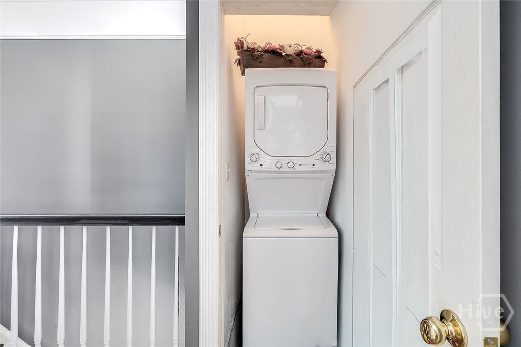 Image 35 of property listing at 522 Nicoll Street, Savannah, GA 31401