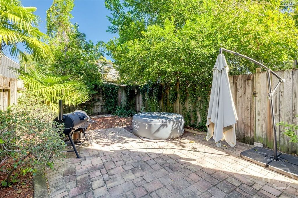 Image 39 of property listing at 522 Nicoll Street, Savannah, GA 31401